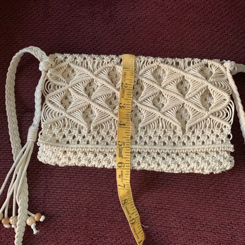 Elegant Cream Macramé Boho Crossbody Shoulder Bag with Beaded Tassels Zip Close - Picture 8 of 11